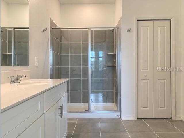 Building Photo - 656 Grove St