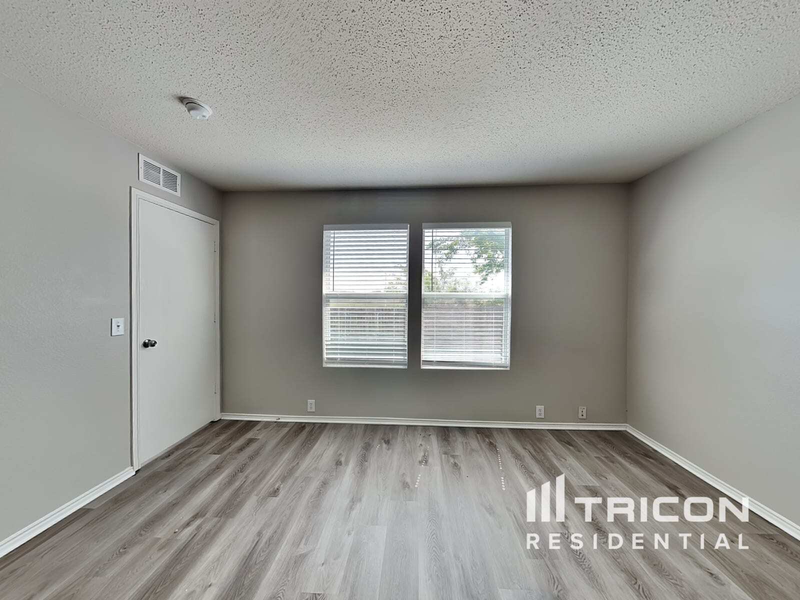 Building Photo - 4513 Merlot Dr