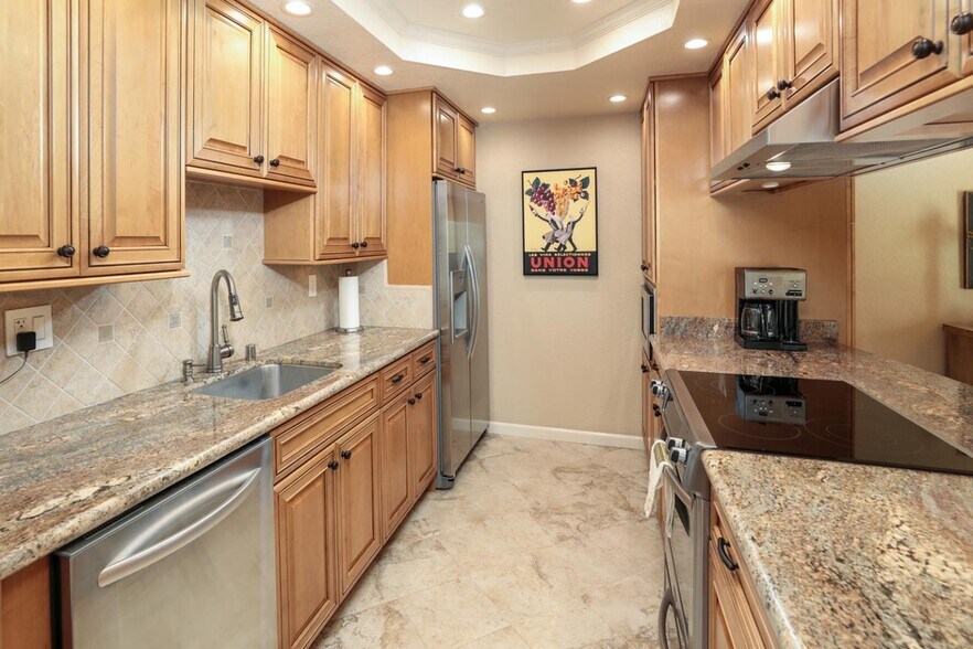 Building Photo - 1248 Crescent Ter