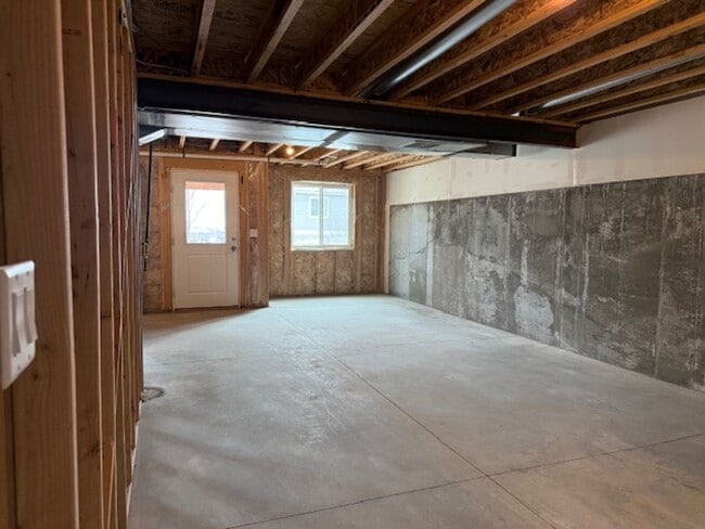 Building Photo - Fully Upgraded Executive Home For Lease