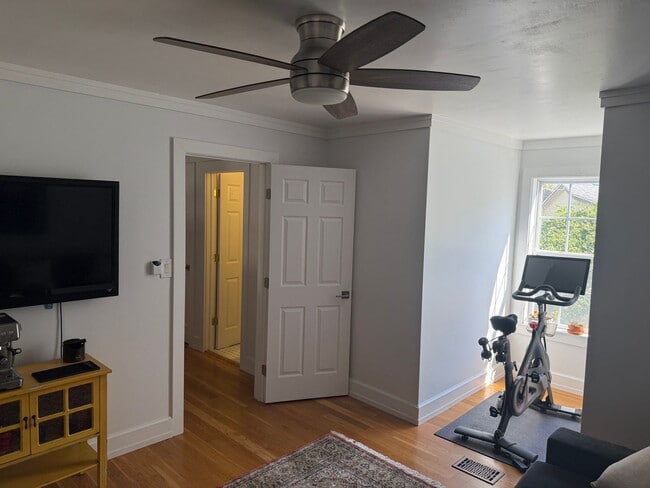 Building Photo - Stunning Updated 3 Bedroom in Fort Walton Beach!