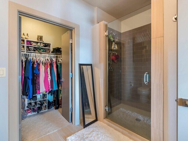 Building Photo - 3600 S Lamar Blvd