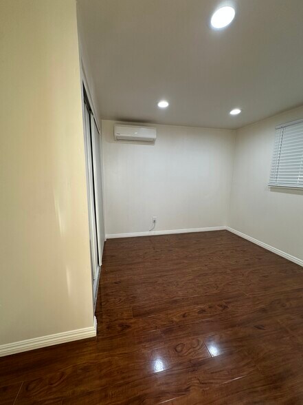 Building Photo - 9038 Newby Ave