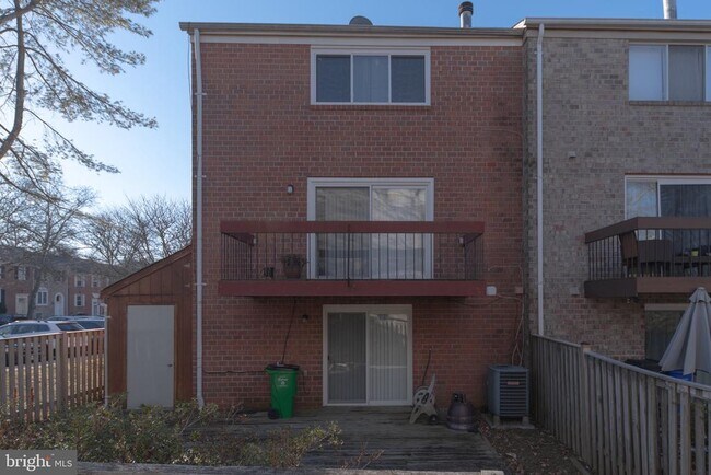Building Photo - 10742 Cordage Walk