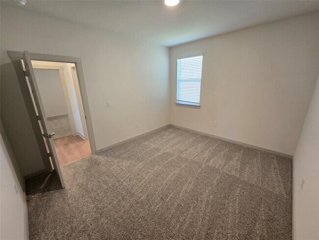 Building Photo - 10501 Gonzales Ranger Pass