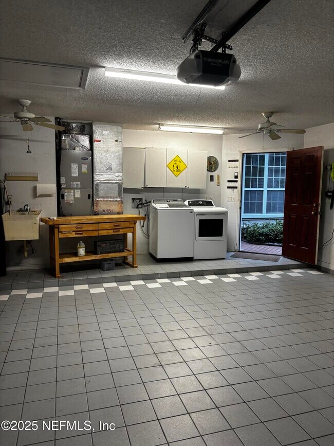 Building Photo - 109 Bay Hill Ct