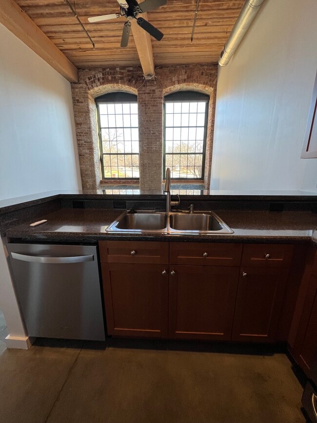 400 Mills Ave 400 Mills Ave Greenville SC 29605 Apartment Finder