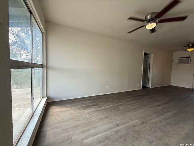 Building Photo - 139 Trudell Dr