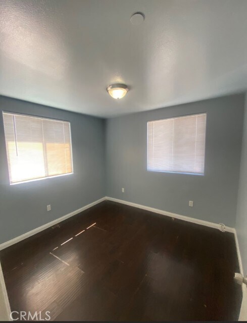 Building Photo - 635 E 79th St