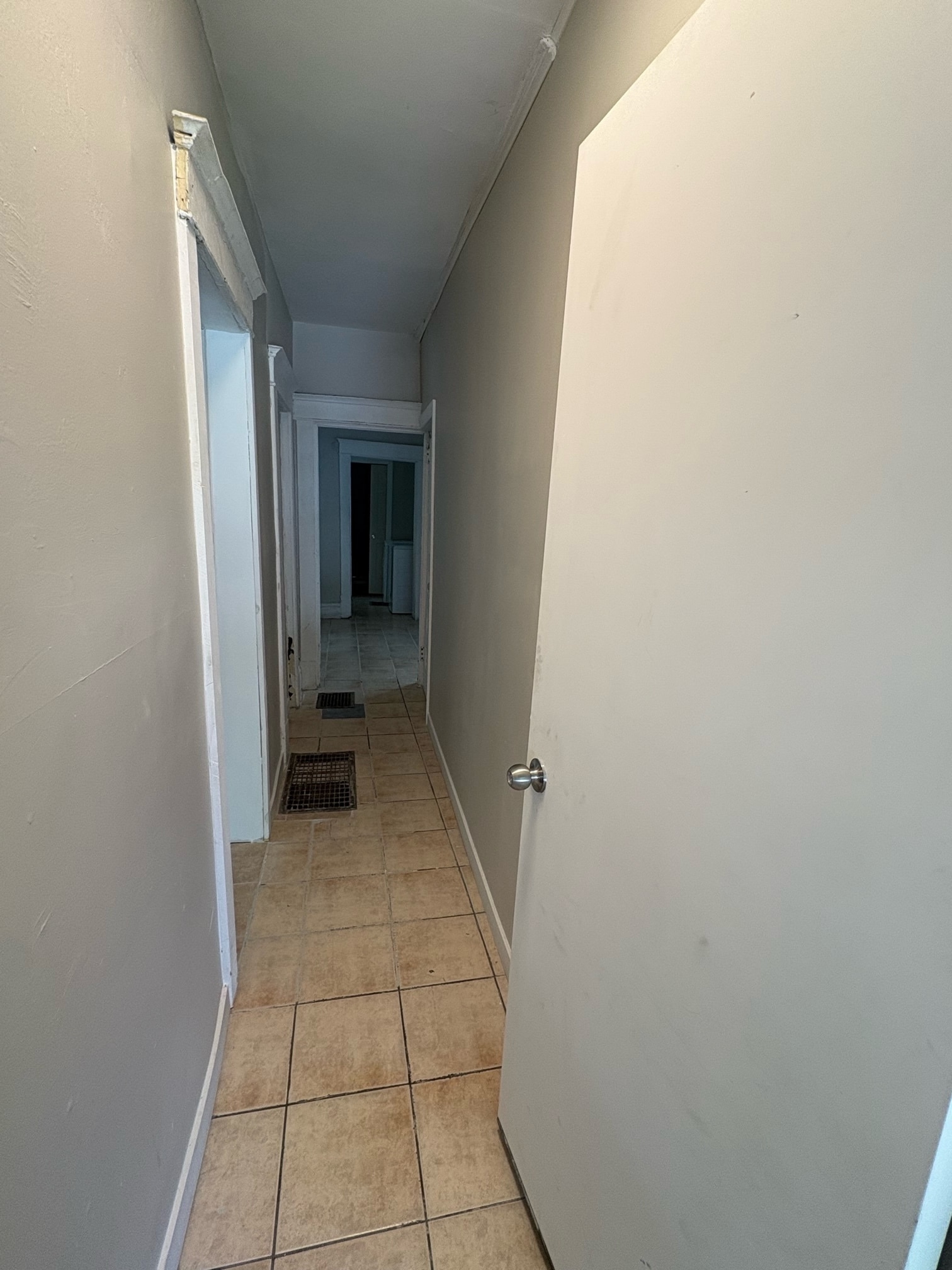 Building Photo - 207 Dunseith St