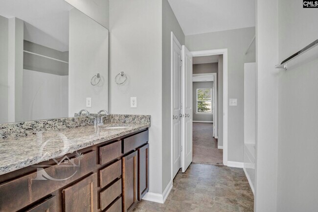 Building Photo - 112 Jersey Ln