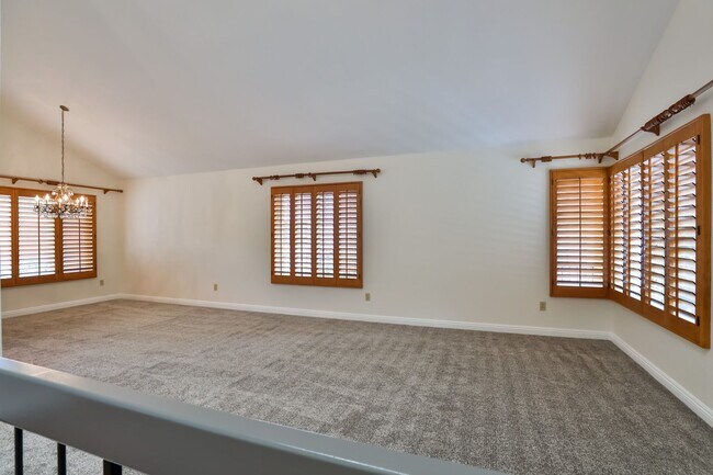 Building Photo - Spacious 3-Bedroom Scripps Ranch Home