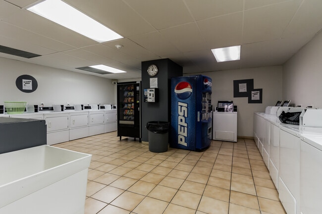 Building Photo - Arts Condominium [PXT Properties]