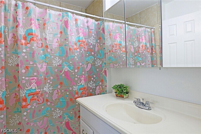 Building Photo - 12640 Equestrian Cir