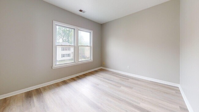 Building Photo - 3816 W 36th St
