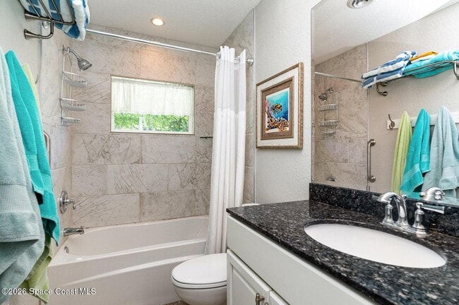 Building Photo - 1052 Pine Tree Dr