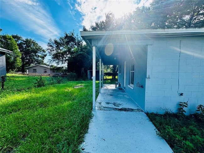 Building Photo - 2927 Dudley Dr