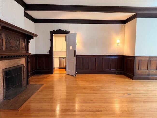 Building Photo - 412 Bellevue Ave