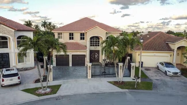 Building Photo - 7831 SW 164th Ave