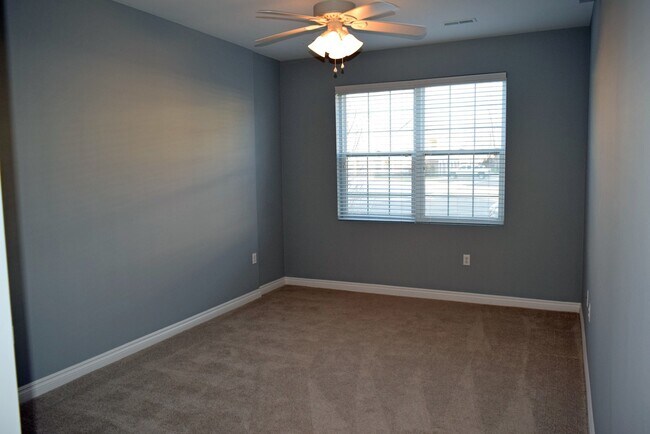 Building Photo - **SAVE $500 ON MAY MOVE-IN COST!**  2 Bedr...