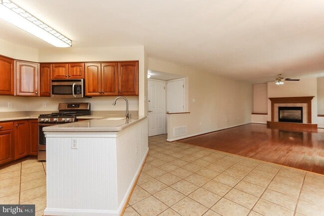 Building Photo - 4720 Ilchester Rd