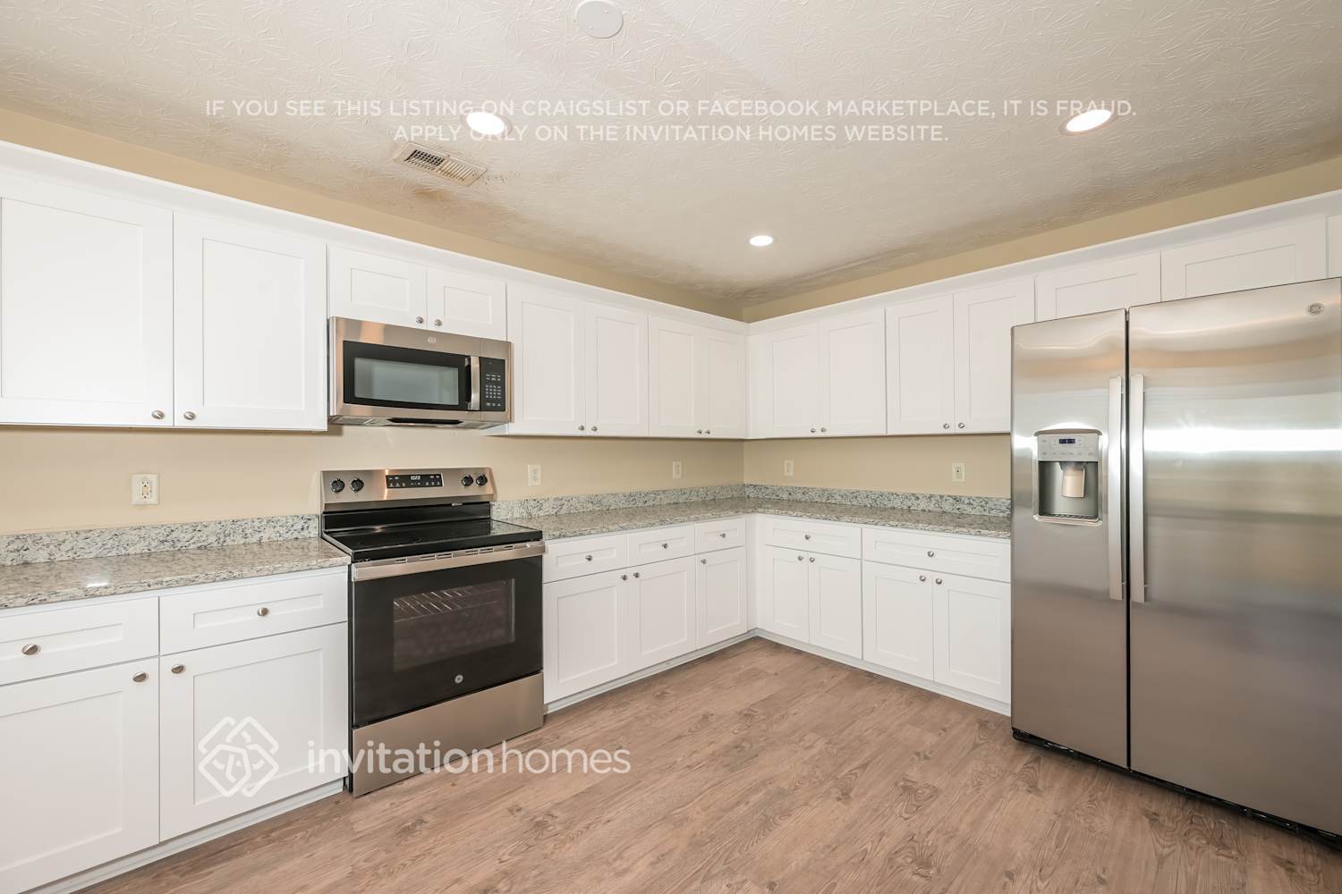 Building Photo - 3121 Farmstead Ct