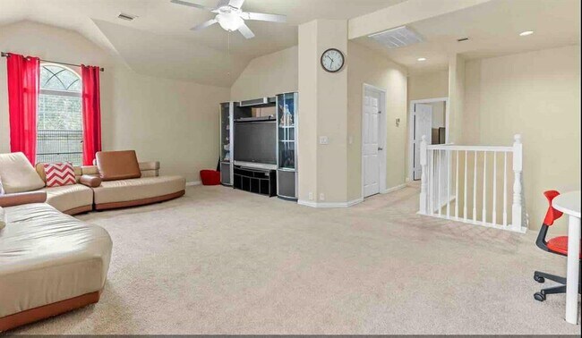 Building Photo - 17419 Woodfalls Ln
