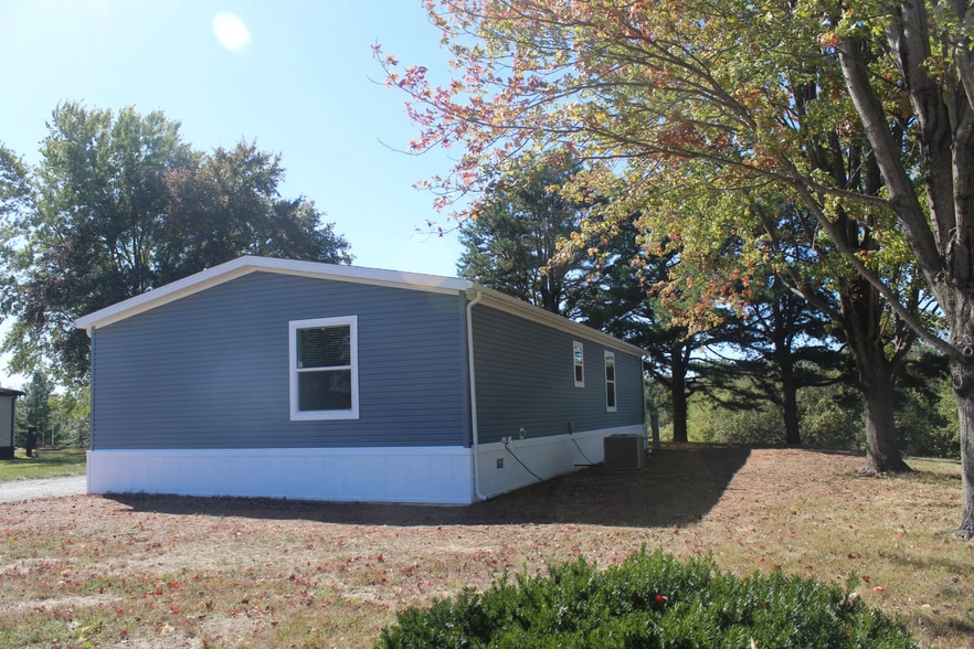 Building Photo - 3430 Sharon Ln