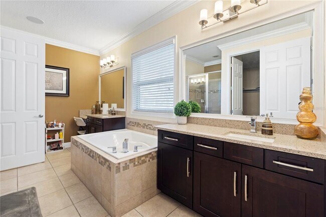 Building Photo - 1445 Via Sangro Pl