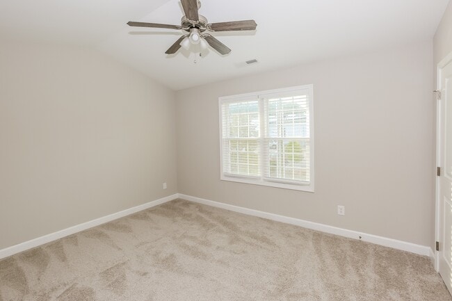 Building Photo - 114 Rowan St