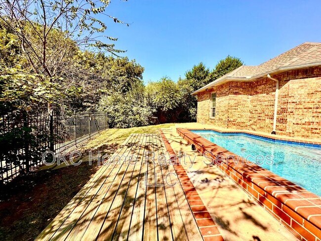 Building Photo - 1216 NW 190th Pl