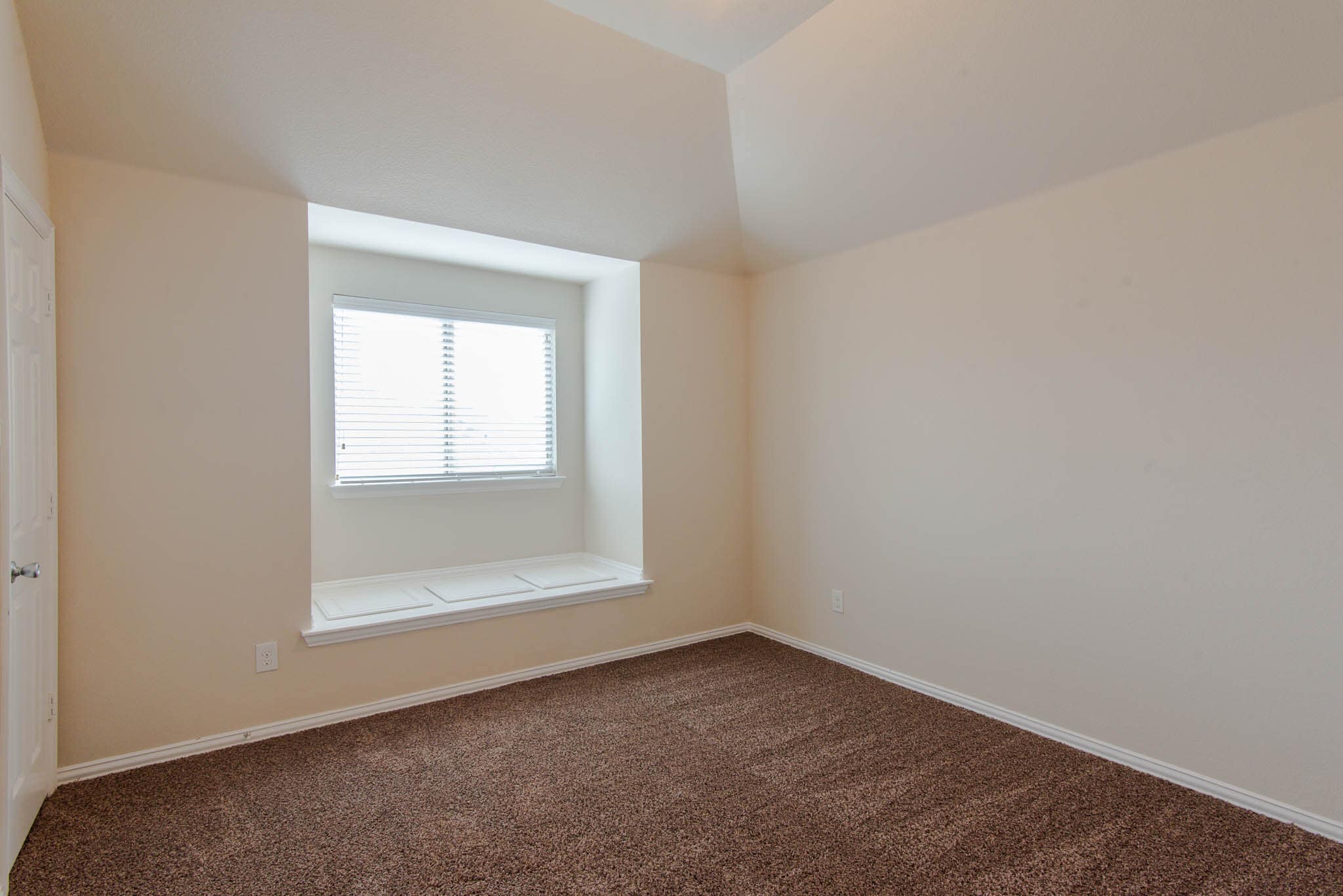 Building Photo - 1512 Cockatiel Dr