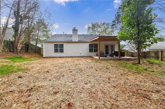 Building Photo - 5195 Hillcrest Glenn Dr