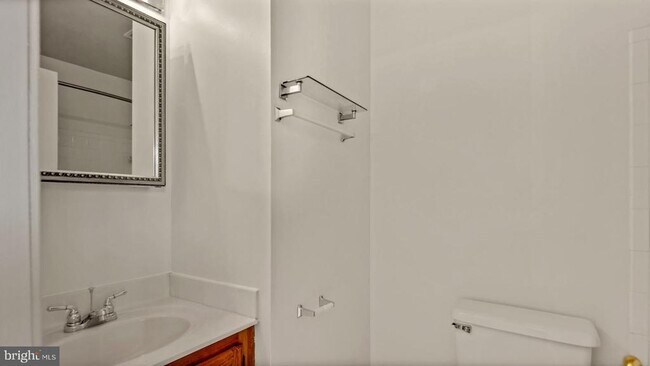 Building Photo - 11011 Coreys Way