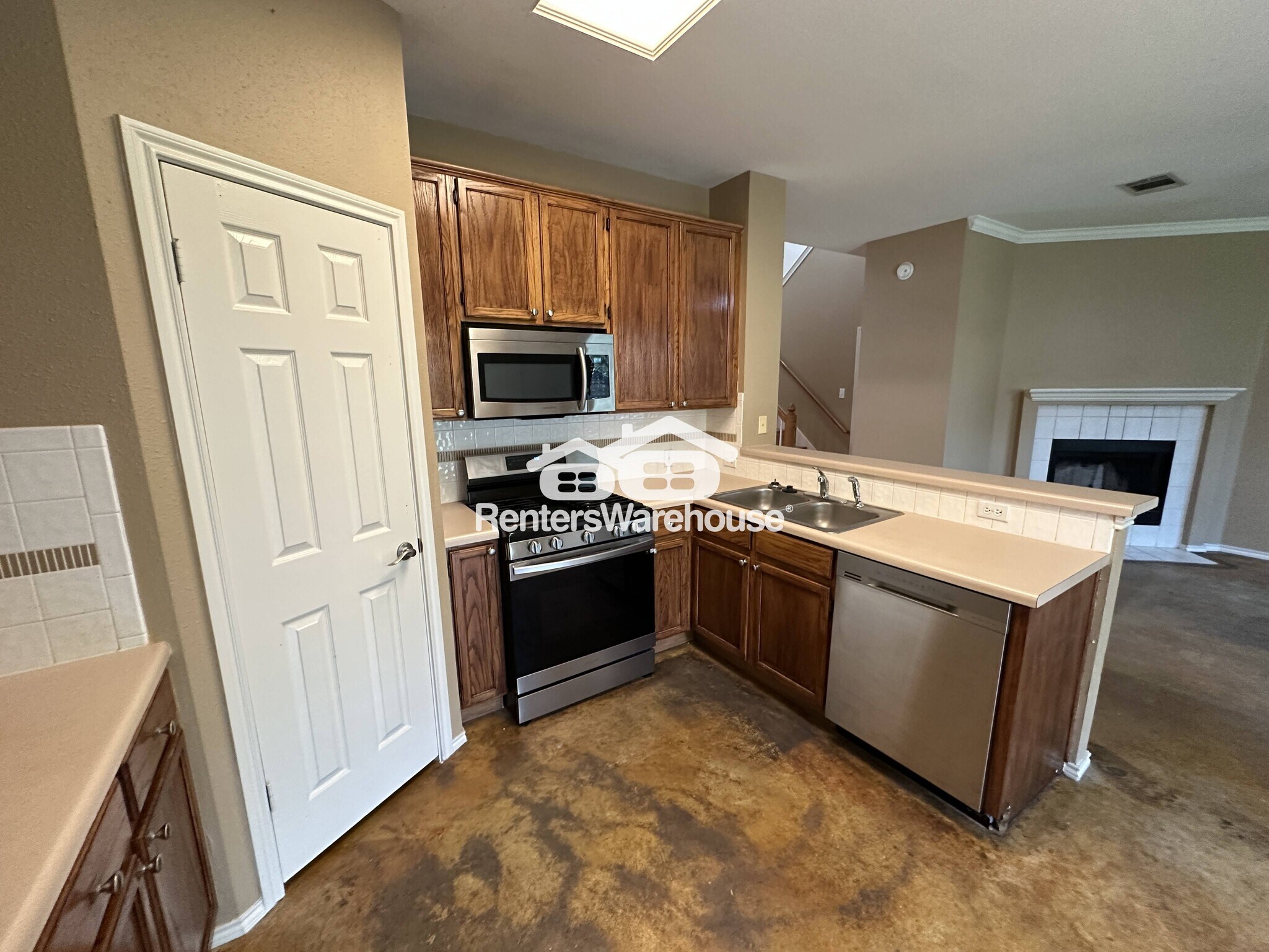 Building Photo - 1603 Azalea Dr