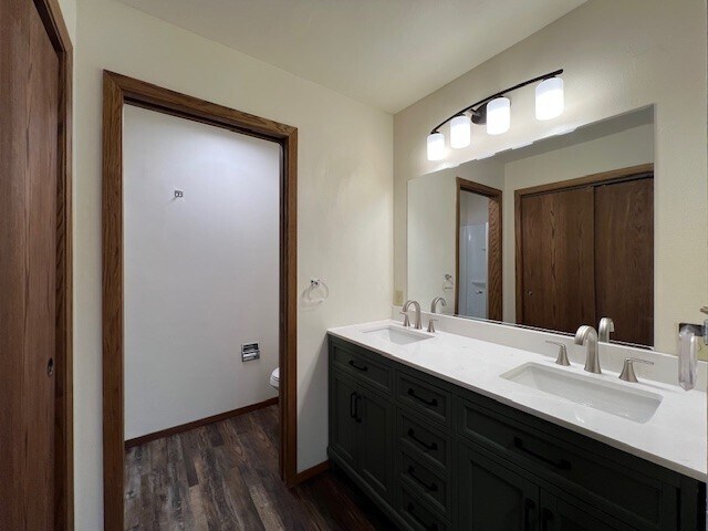 Building Photo - 3951 Fairway Hills Dr