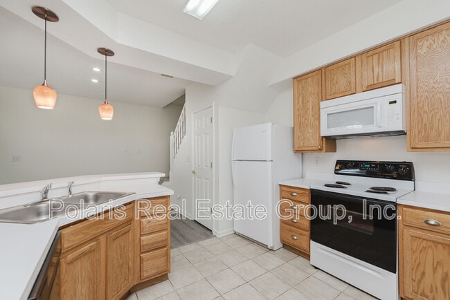 Building Photo - 8422 Enclave Blvd