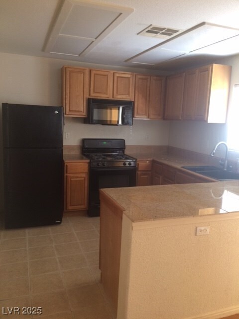 Building Photo - 7920 Hornbeam Ct
