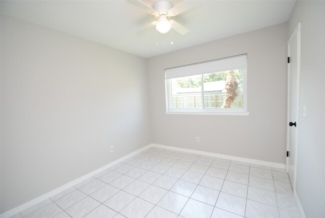 Building Photo - 22831 John Rolfe Ln