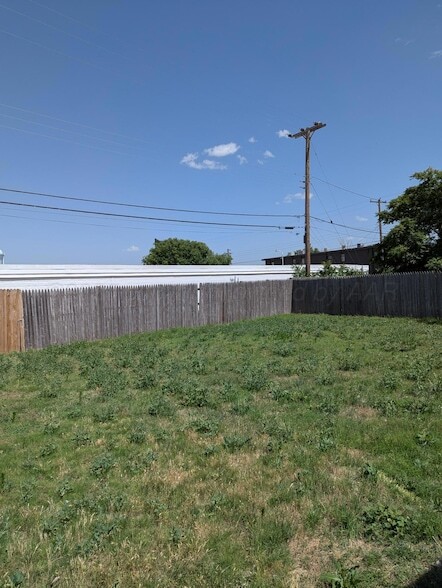 Building Photo - 5309 Oregon Trail