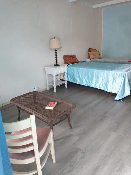 Building Photo - 7 45th St