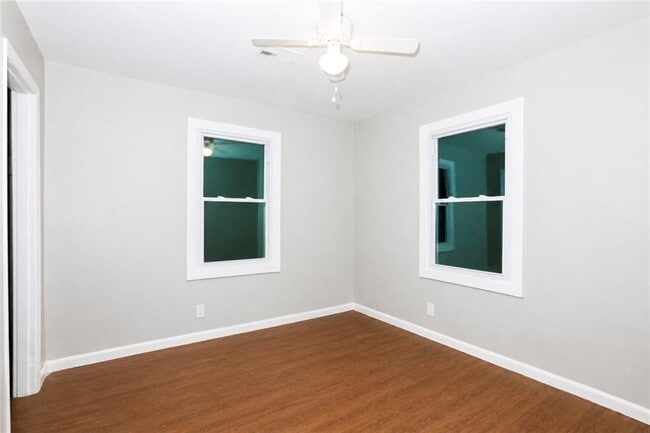 Building Photo - 202 Wendan Way