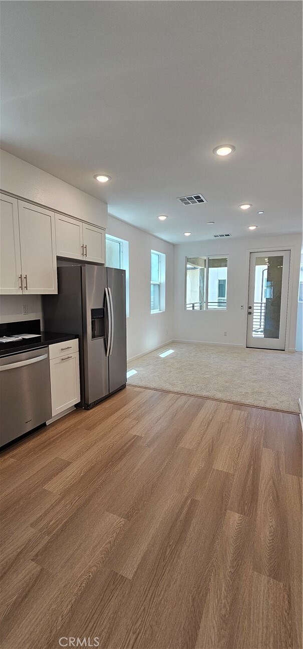 Building Photo - 1170 E Santo Antonio Dr