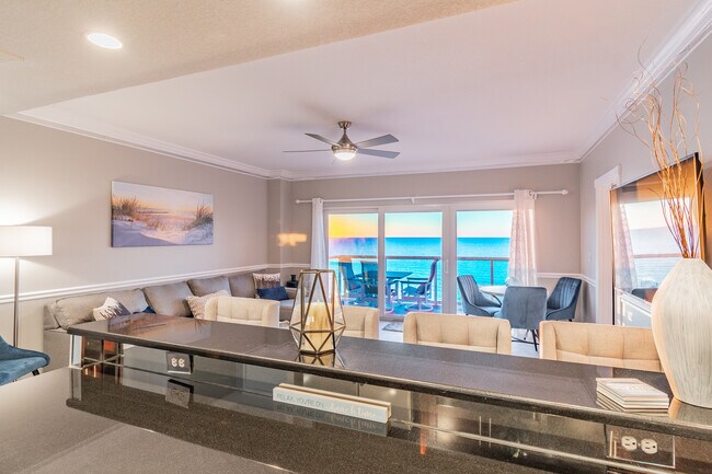 Building Photo - 880 Mandalay Ave