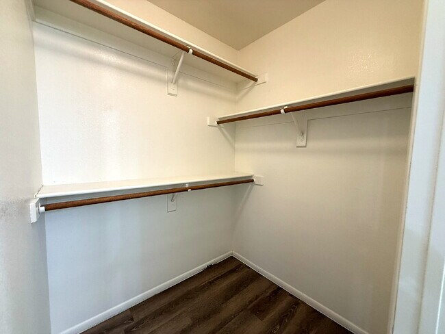 Building Photo - "Charming 3-Bed Oasis with Scenic Views in...