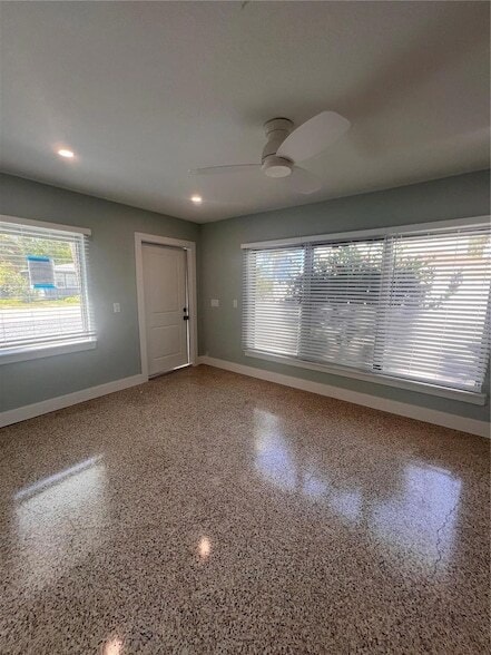 Building Photo - 40 82nd Ave