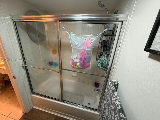 Building Photo - 9079 SW 138th Pl