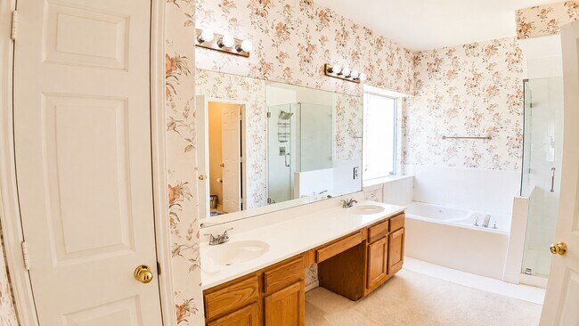 Building Photo - 1523 Park Harbor Estates Dr