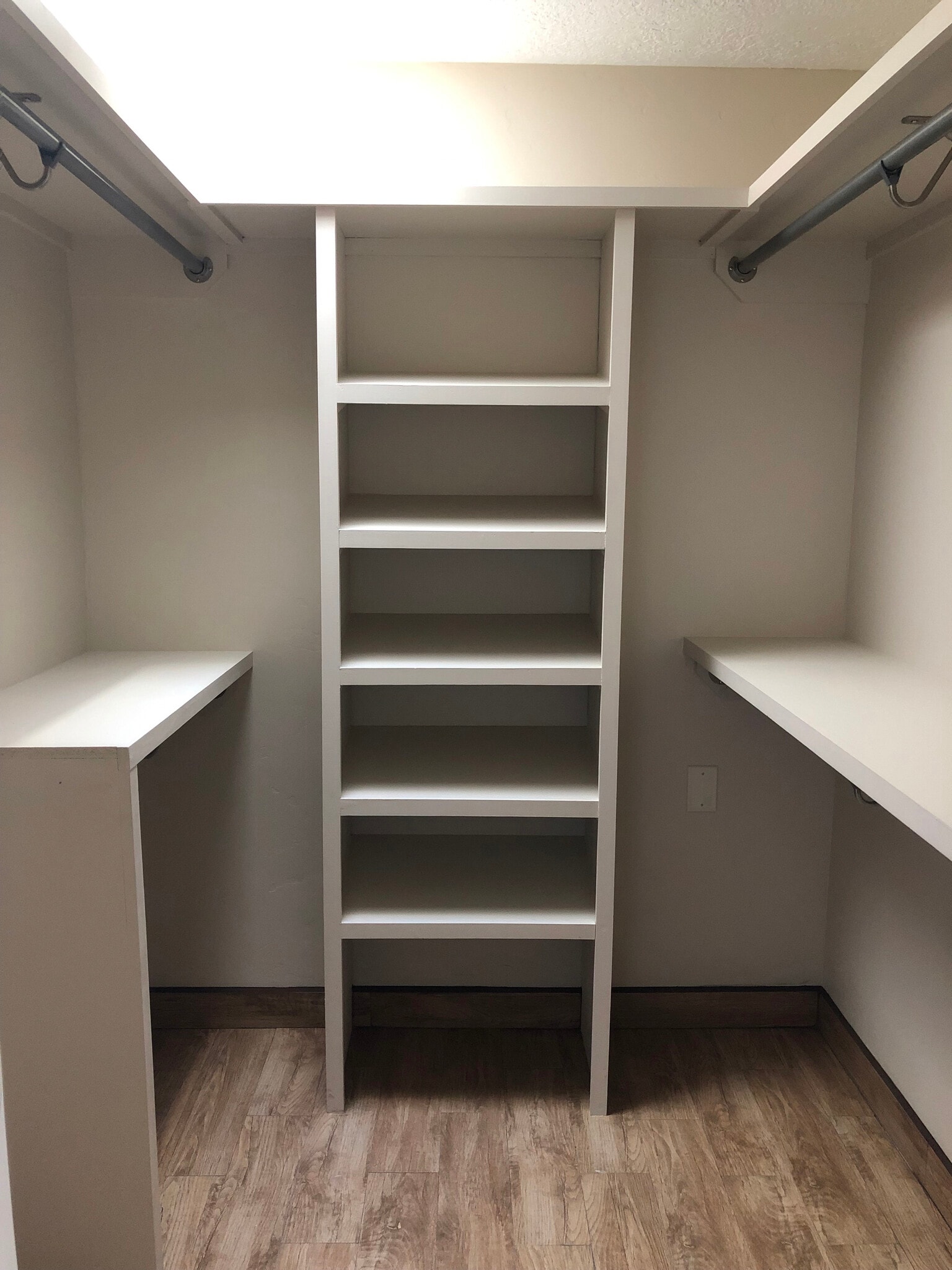 Building Photo - 1313 Mission Nuevo Dr