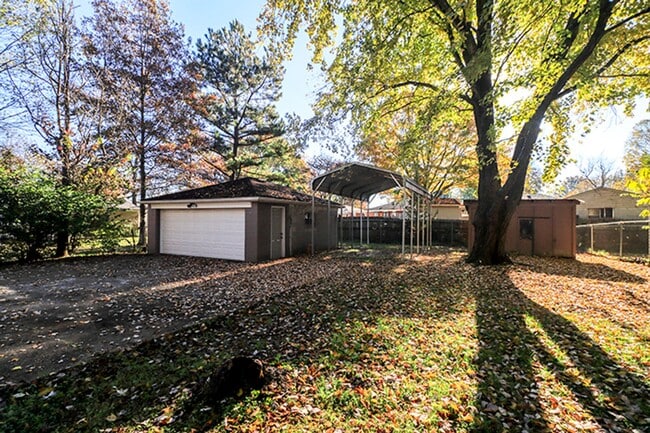 Building Photo - 3 bedroom 1 bath in Valley Station!